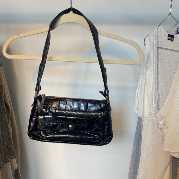 Black Crocodile-Embossed Shoulder Bag - Picture 1 of 2